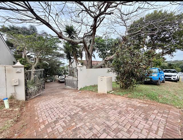 4 BEDROOM HOUSE FOR SALE IN BALLITO CENTRAL